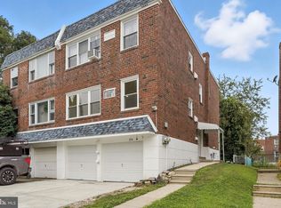 226 Lockart Ter, Philadelphia, PA 19116