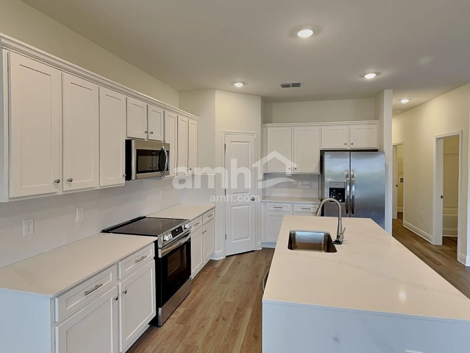 4 bed, 3.0 bath, 2245 sqft, $2,625 — Photo 4