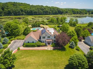 41 Ryans Run, Pleasant Valley, NY 12569