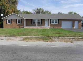 312 S Sycamore St, Flora, IN 46929