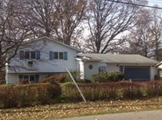 6090 Olive Ave, North Ridgeville, OH 44039