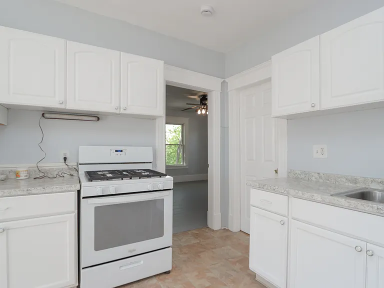 208 Prospect St #2 — Photo 23