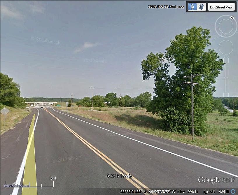 2nd image of 7051 Gateway Dr