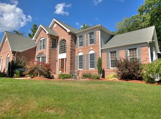 12 Bills Way, Bedford, NH 03110