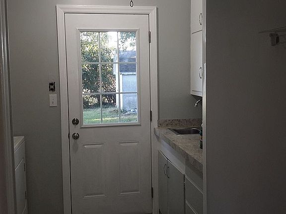 Laundry/mechanical room