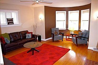 3rd image of 7801 Delmar Blvd APT 1E