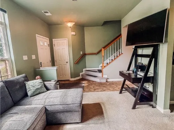 907 Kitty Hamilton Cir, Ashland, VA 23005