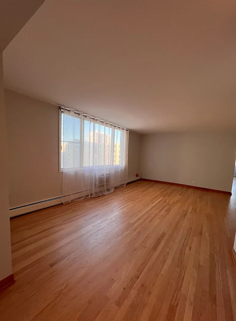 1 bed, 800 sqft, $2,125 — Photo 4