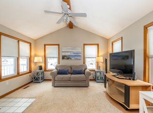 6 Mary Rd, Billerica, MA 01821