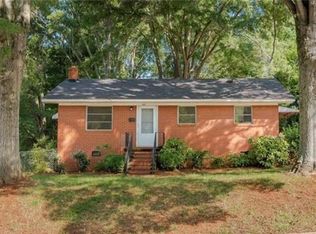 207 Charlotte St, Mooresville, NC 28115