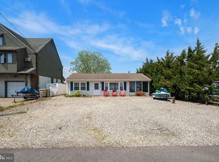 8 Sea Gull Poin, Bayville, NJ 08721