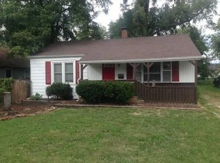 1669 E Blaine St, Springfield, MO 65803