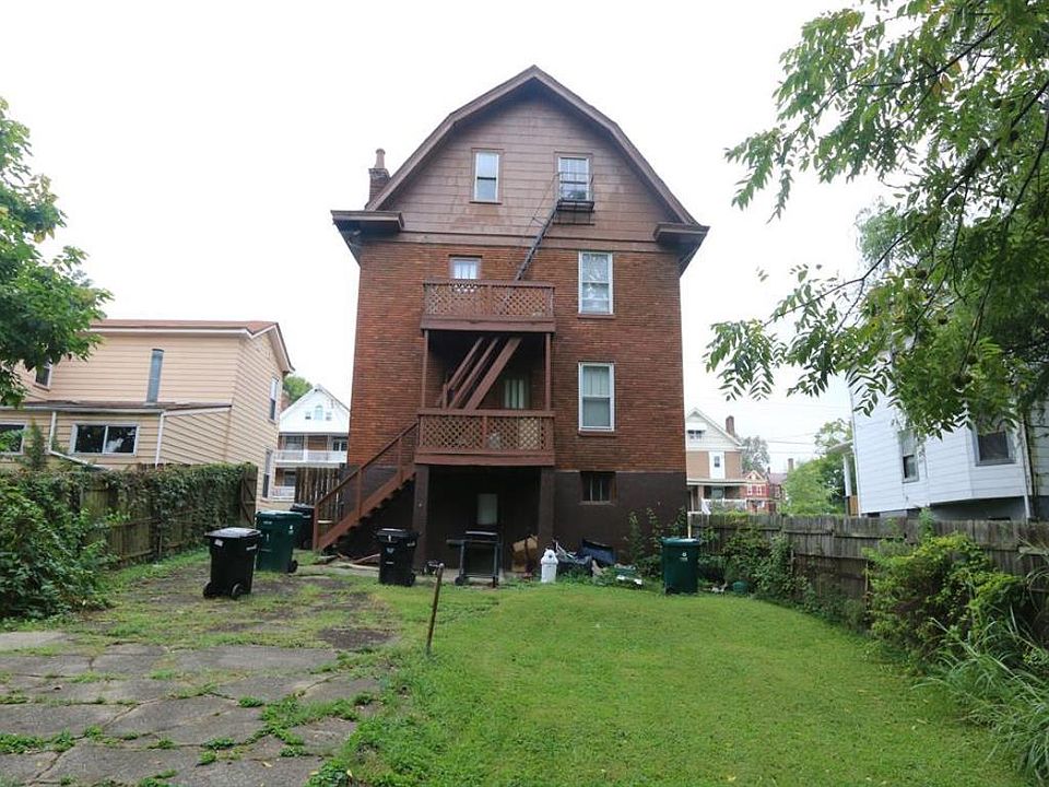 2nd image of 1060 Rosemont Ave