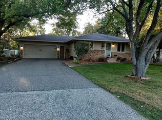 9521 Revere Ln N, Maple Grove, MN 55369