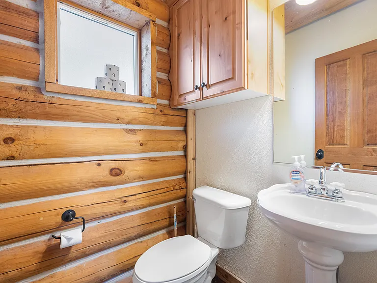 497 W Yarrow Ct — Photo 32