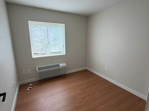 3rd image of 203 Main St #3B