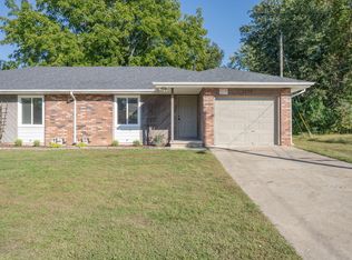 3370 S Warren Ave, Springfield, MO 65807
