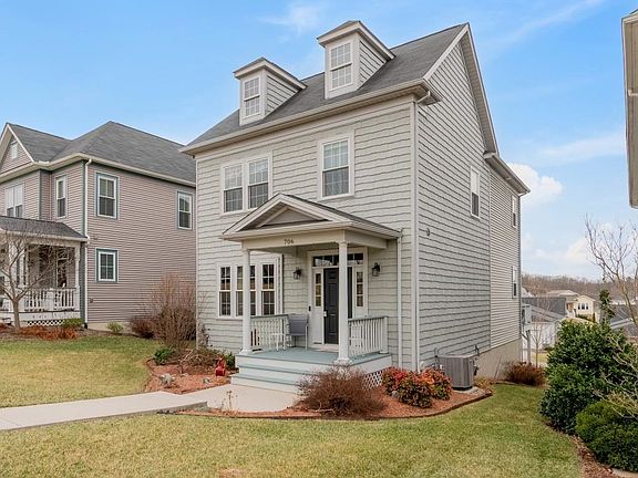 2nd image of 706 Village Way N