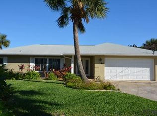 346 N 11th St, Flagler Beach, FL 32136