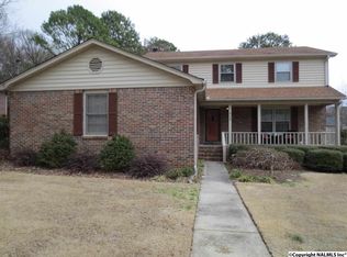 613 Versailles Dr SE, Huntsville, AL 35803