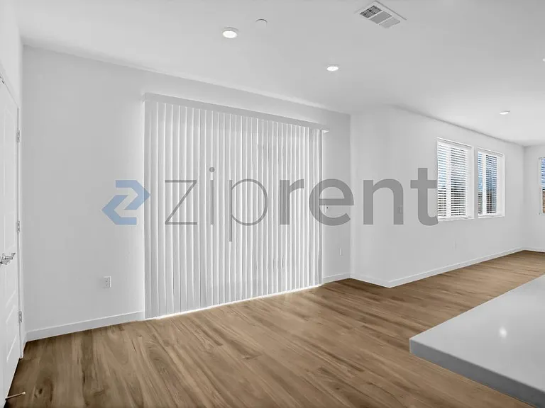 121 Dogwood Ct — Photo 20