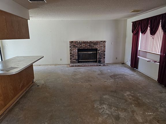 2nd image of 620 Ginger Ave