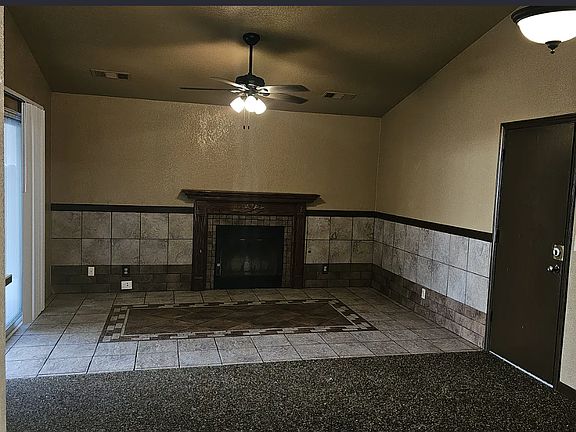 2nd image of 1622 Yuba Cir