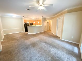 1245 SW 9th Rd APT 102, Gainesville, FL 32601