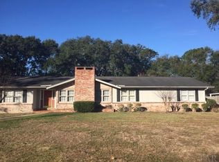 7945 Gawin Dr, Pensacola, FL 32514