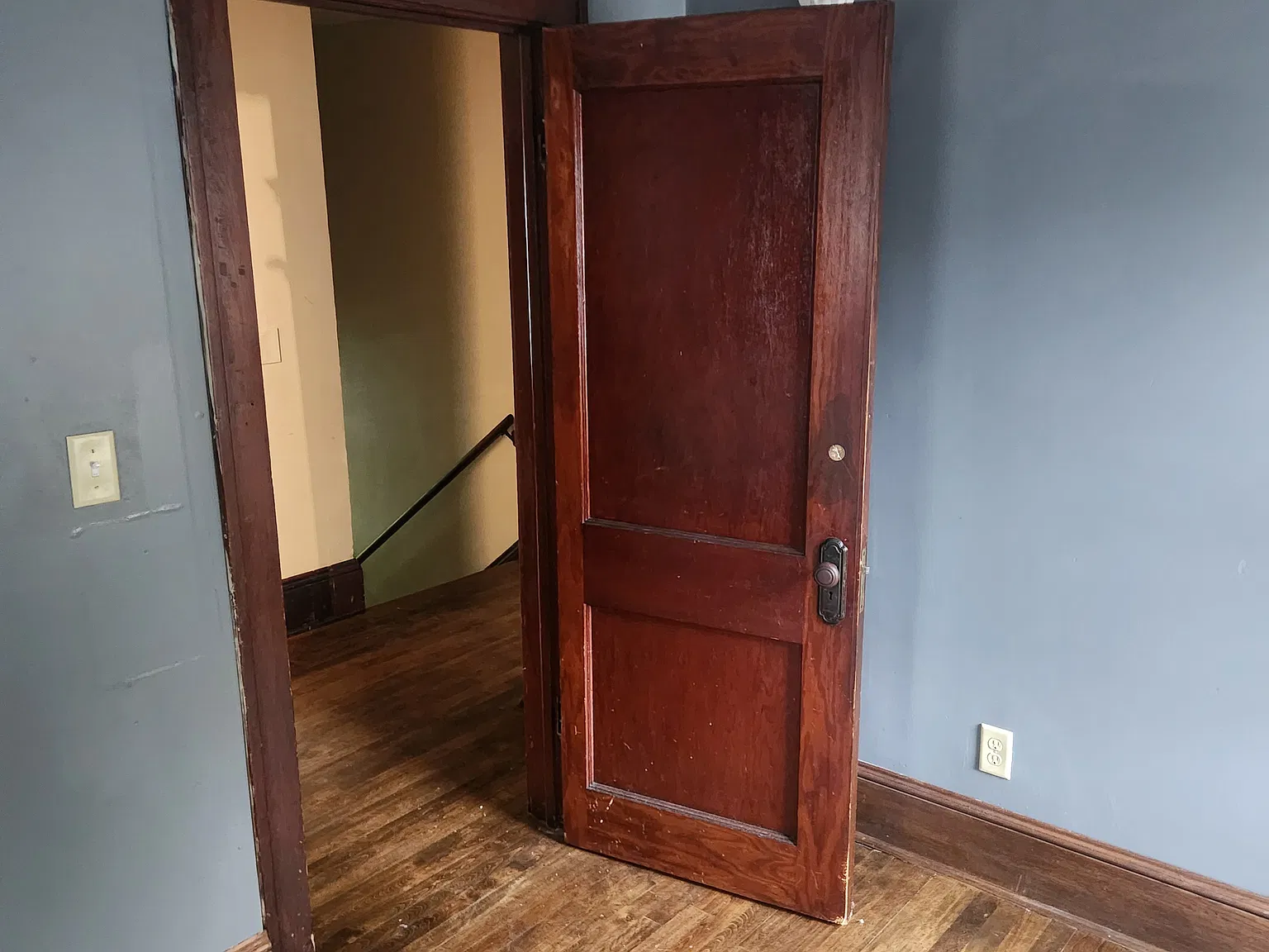 5 bed, 2016 sqft, $1,855 — Photo 3