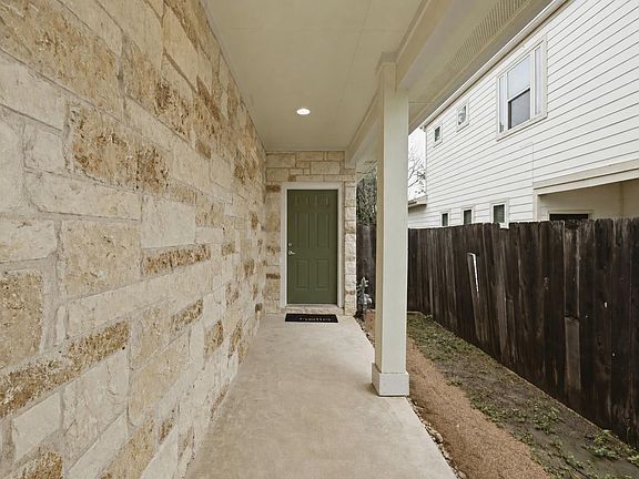 5th image of 3306 Thomas Kincheon St