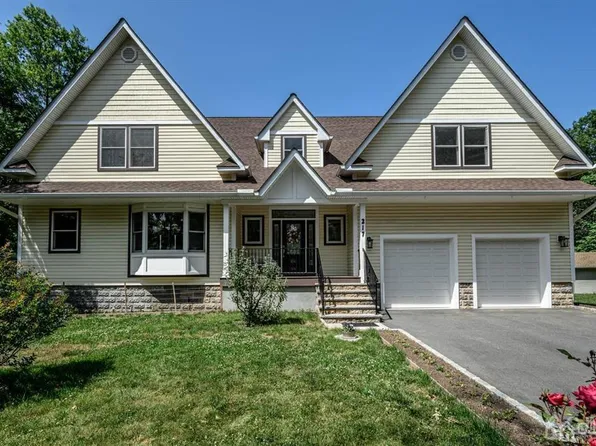 217 Adams St, Somerset, NJ 08873
