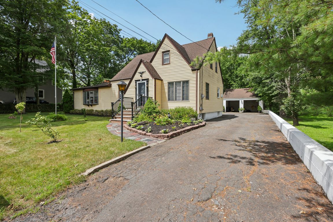 Pearl St-S0807-001.jpg