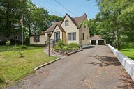 Pearl St-S0807-001.jpg