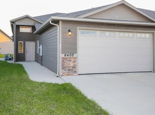6400 S Keller Cir, Sioux Falls, SD 57108