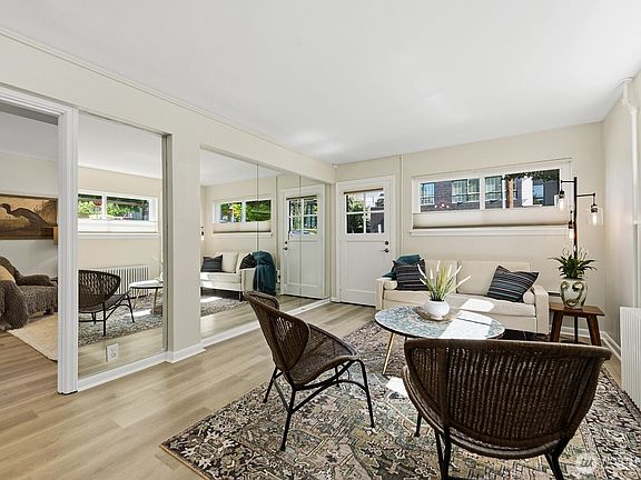 3rd image of 4407 SW Alaska Street #11