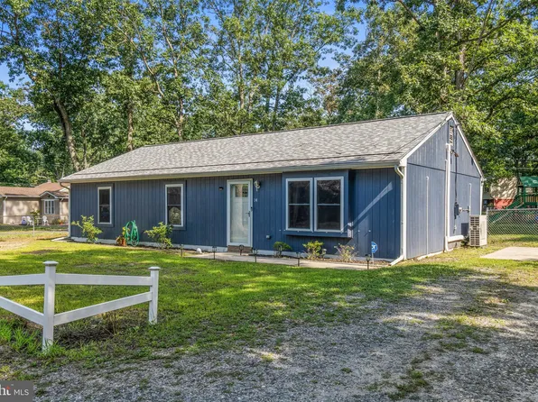 14 Lilac St, Browns Mills, NJ 08015