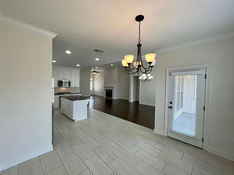17229 Ledgestone Dr — Photo 6