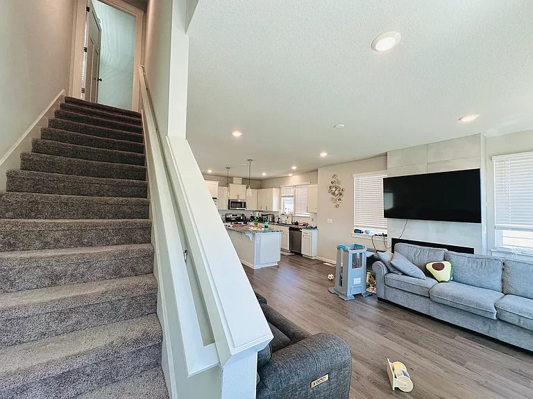 8201 SE Crabapple St — Photo 32