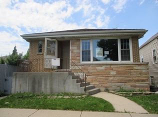 6252 W Eddy St, Chicago, IL 60634