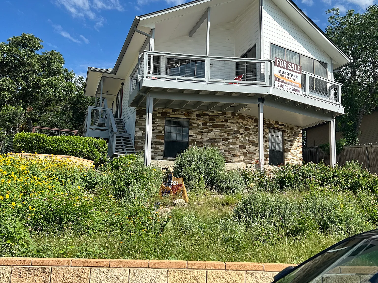 3 bed, 1862 sqft, $4,000 — Photo 1