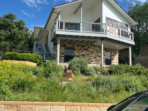 721 Hillclimb, Canyon Lake, TX 78133