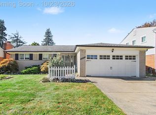 10858 Melbourne Ave, Allen Park, MI 48101