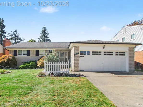 10858 Melbourne Ave, Allen Park, MI 48101