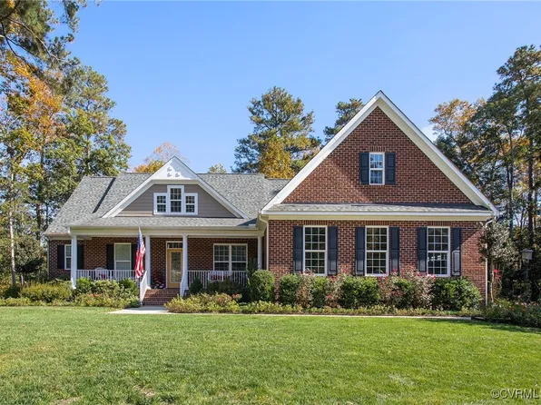 10701 Wellington Farms Ter, Chester, VA 23831