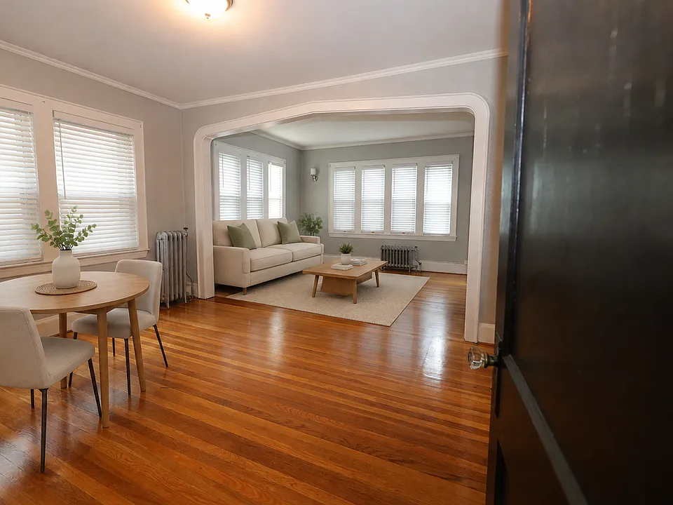 7 Cedar St