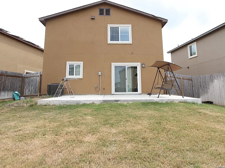 10431 Legacy Hl — Photo 14
