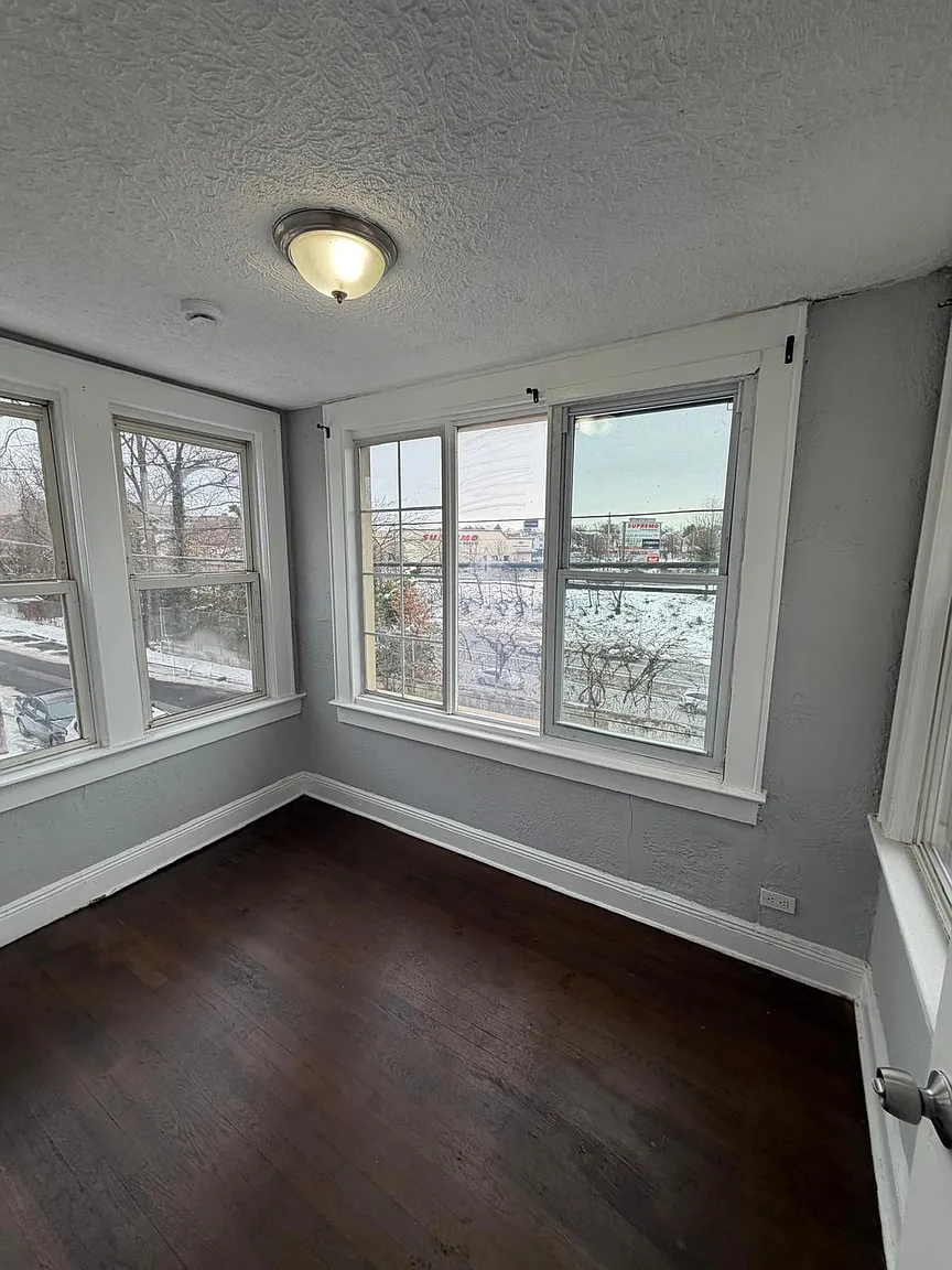 51 Washington Ave #B photo 1