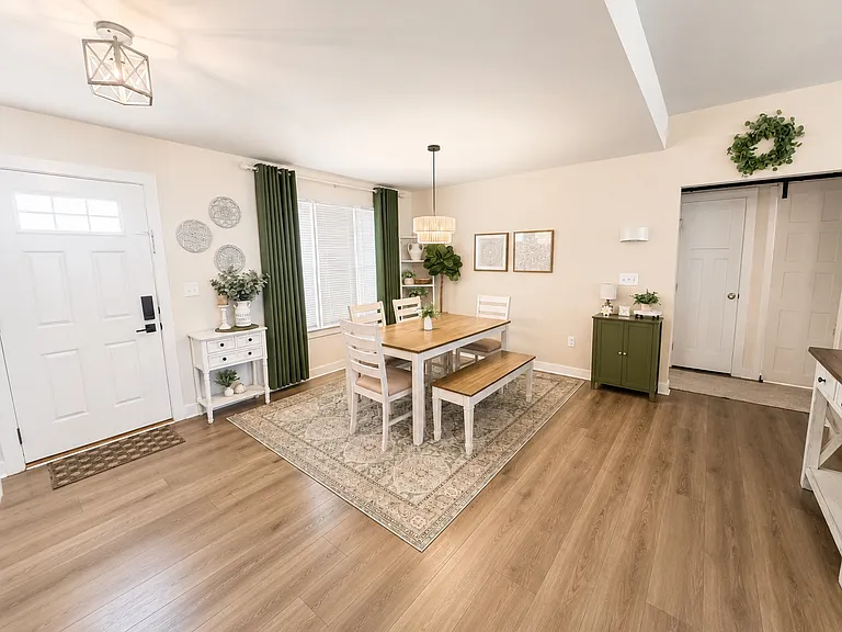28030 Staysail Way — Photo 15