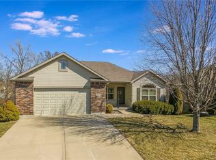 1903 Prairie Grass Dr, Raymore, MO 64083
